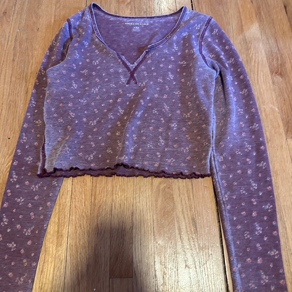 American eagle waffle crop long sleeve tee v neck size m